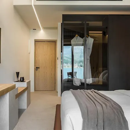 Ξενοδοχείο Canale & 4*