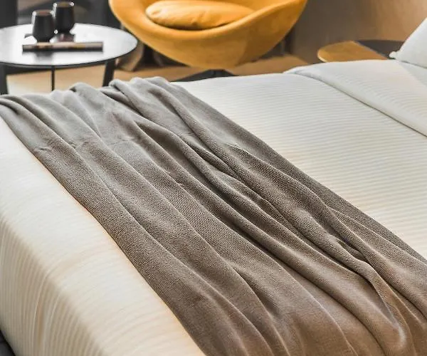 Canale & Otel Argostolion