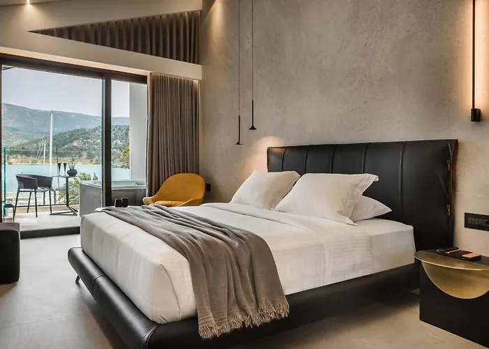 Canale & 4* Argostolion