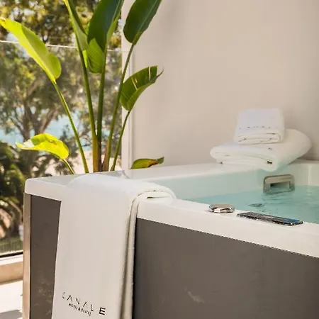 Canale & Szálloda 4*